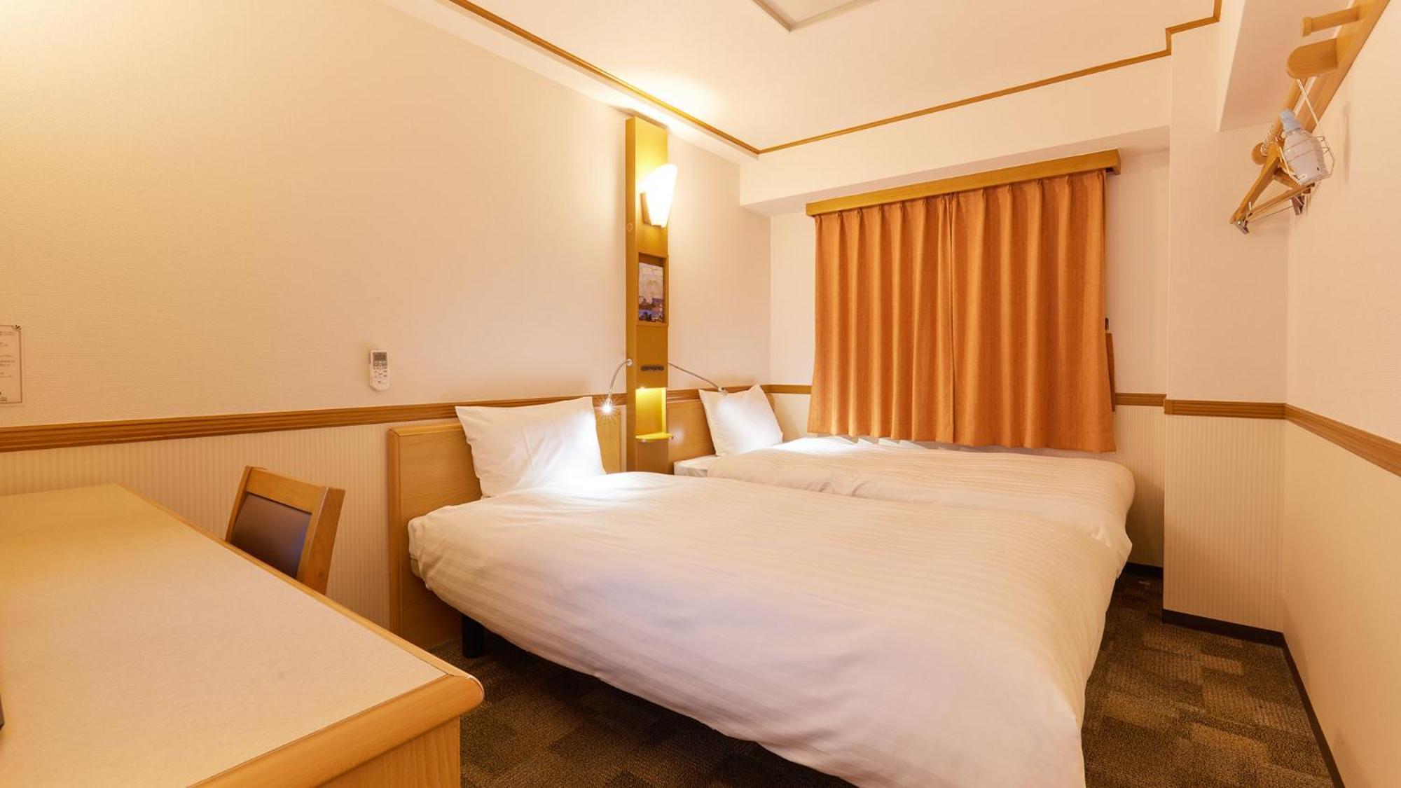 Toyoko Inn Tokyo Ikebukuro Kita Guchi No 2 Room photo